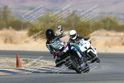 media/Jan-16-2022-CVMA (Sun) [[7f3d92989d]]/Race 2 Supersport Middleweight/